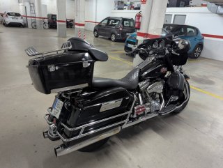 Harley-Davidson Negra