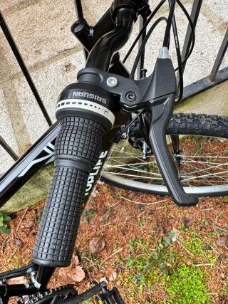 Bicicleta montaña negra Talla M
