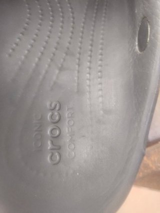 Crocs azul marino talla 38-39