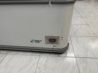 Congelador horizontal con tapa de cristal