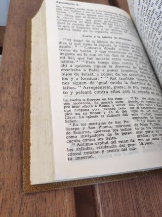 Nuevo Testamento. Nácar - Colunga. BAC. 1986.