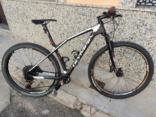 Bicicleta Olympia Carbono Montagna