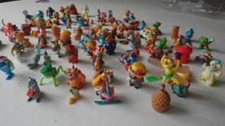 Lote figuras huevos Kinder
