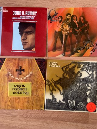 Vinilos a 15 € cada uno
