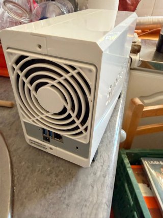 Synology