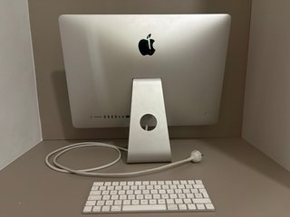 Apple Mac 21,5 2017)