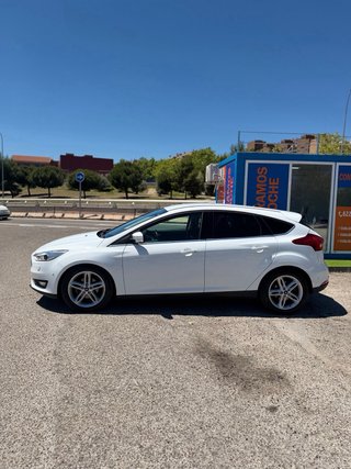 Ford Focus Titanium