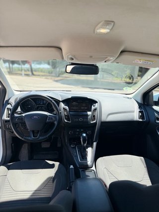 Ford Focus Titanium