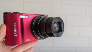 Cámara Retro Samsung WB150F Roja