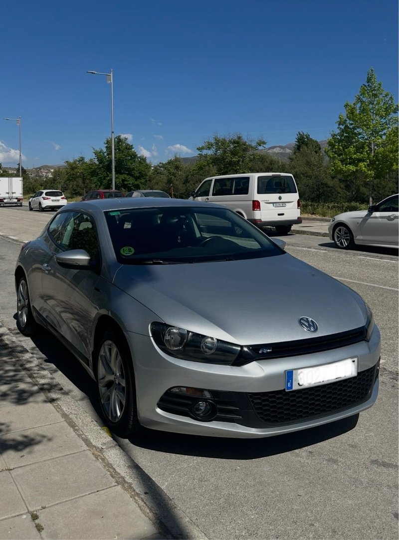 Volkswagen Scirocco 2009 - foto 1