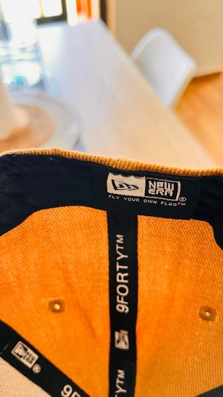 Gorra New Era 9FORTY Ajustable Beige/Naranja