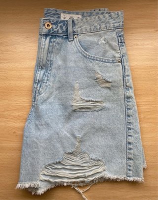 Bermudas vaqueras rotas mujer