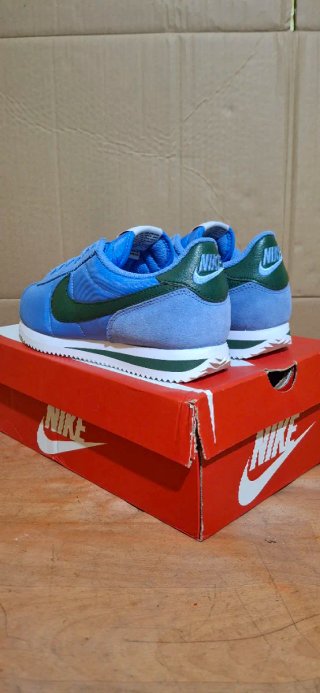 Nike Cortez