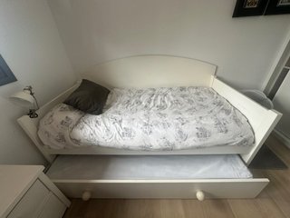 Letto a castello bianco in legno con materassi inclusi