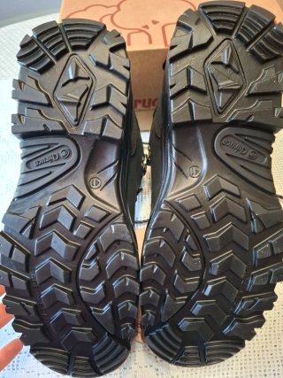 Botas Chiruca Negras y Grises