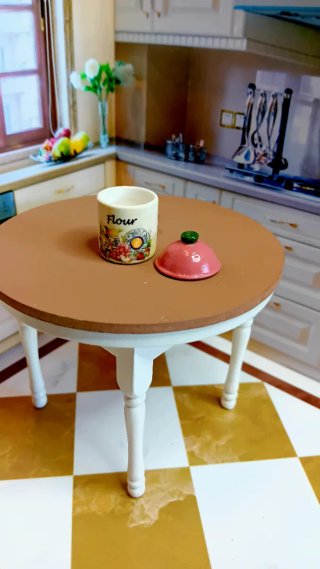 Casa delle bambole barattolo stile toscano