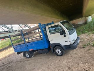 Nissan Cabstar 2005