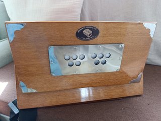 Armonio de madera con fuelle