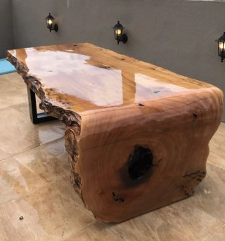 Mesas únicas de tronco de madera