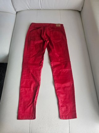 Pantalón polipiel rojo