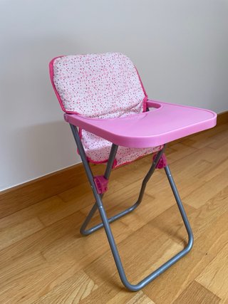 Trona de juguete rosa