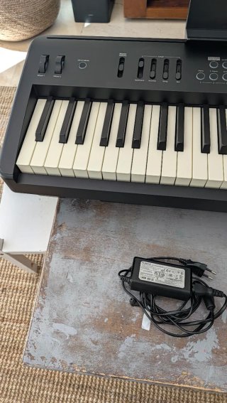 Teclado Roland FP-E50 Negro