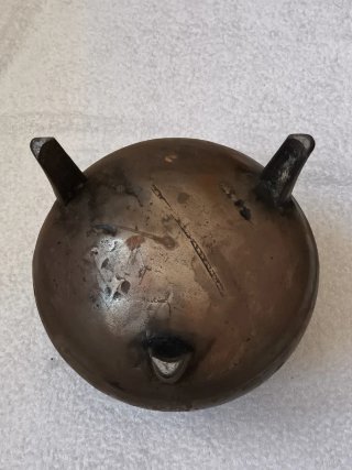 ANTIGUO CALDERO POTE GALLEGO DE HIERRO FUNDIDO.