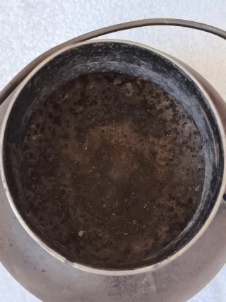 ANTIGUO CALDERO POTE GALLEGO DE HIERRO FUNDIDO.