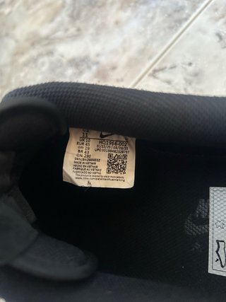 Nike Air Force 1 07 LV8