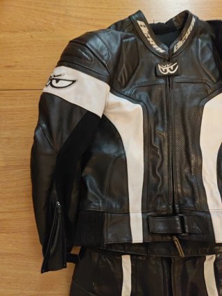 Mono 2 piezas berik moto /negro