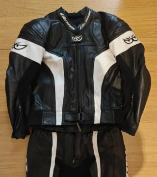 Mono 2 piezas berik moto /negro