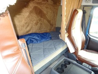 Volvo FM 440-CAMIONES FURGONES