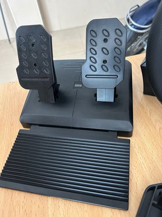 Volante Hori per PS5, PS4 e PC