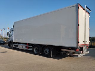 Mercedes ACTROS 25 43-CAMIONES FURGONES