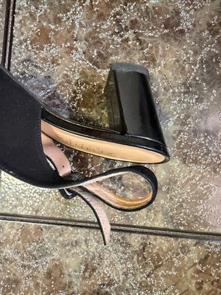 Zapatos negras de tacón