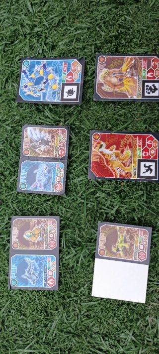 Pegatinas Invizimals Cromos