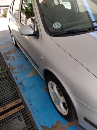 SEAT Leon 2004