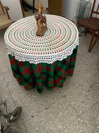 Brasero de mesa con mantel