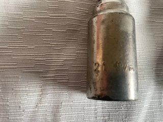 Llave de ruedas T