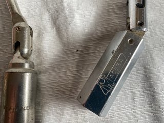 Llave de ruedas T