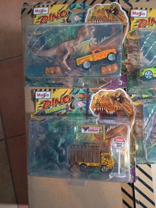 Lotto Maisto DINO 1:64 Set Veicoli e Dinosauri