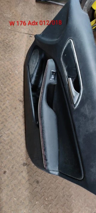 Pannello porta anteriore dx Mercedes Classe A W176
