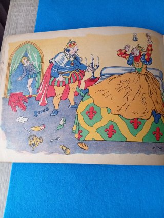 Cuento linfant que feia vuit!!. Por C.A.Jordana .