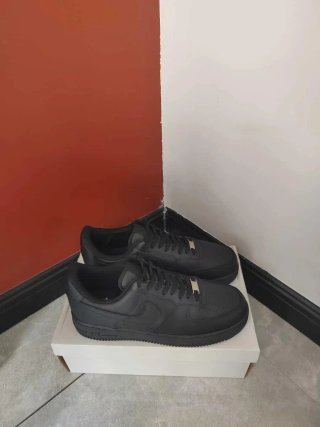 Nike Air Force 1 Nere Taglia 39