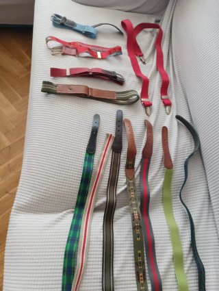 Otto cinture per bambini nuove, età 5 anni più regalo