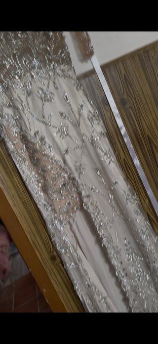 Vestido de boda gitana lleno de piedreria