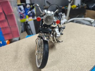 Moto a escala 1/6