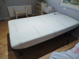Cama articulada eléctrica