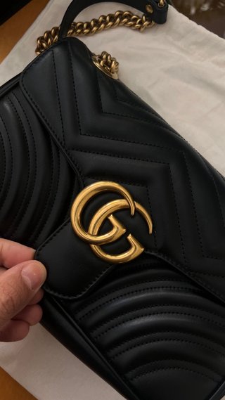 Bolso Gucci Marmont Mediano Negro/Dorado