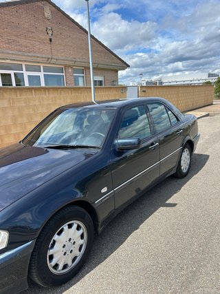 Mercedes-Benz C200 2000